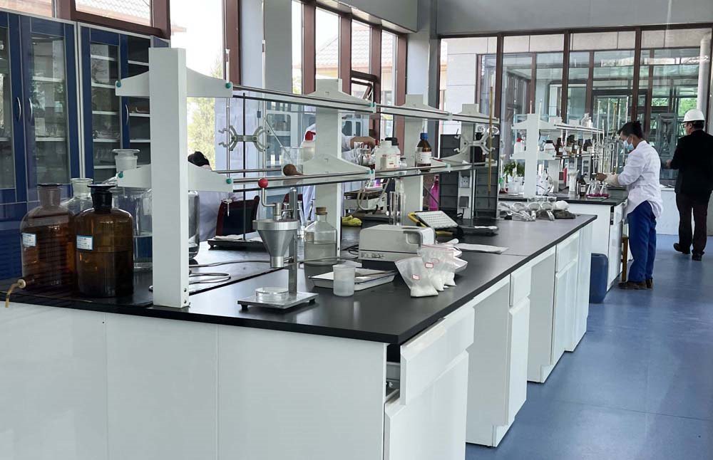 Vit b16 big manufacture